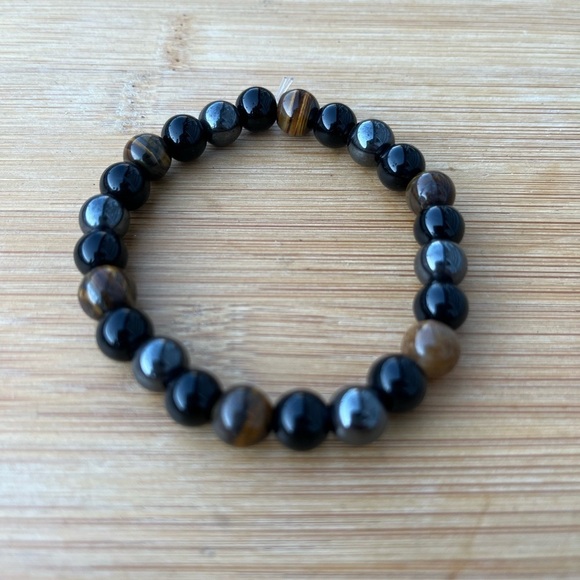Triple Protection Hematite Tiger Eye Black Bead bracelet - Picture 5 of 8